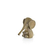 Lade das Bild in den Galerie-Viewer, Baby Elephant
