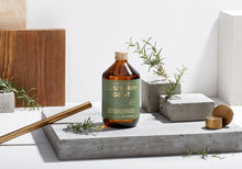 Cargar imagen en el visor de la galería, STILVOL. - KRÄUTERGEIST AUS DEUTSCHEM ROSMARIN