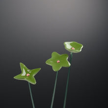 Charger l'image dans la galerie, Ge03 - Wiesenblume bunt klein aus Porzellan