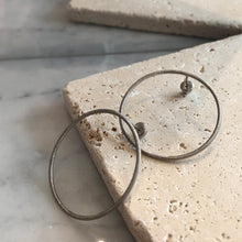 Charger l'image dans la galerie, BOGA - Circle Earrings Silver