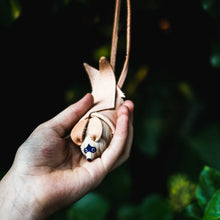 Lade das Bild in den Galerie-Viewer, EPERFA - Big-eared Bat - Wooden toys

