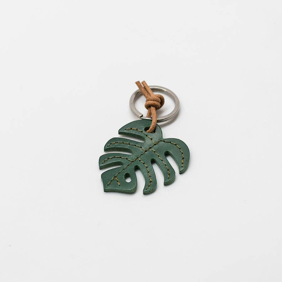 HERR PONG BERLIN - Mini Monstera Leaf Leather Keychain