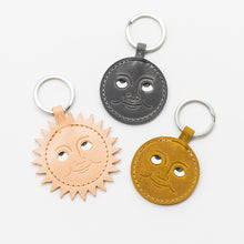 Load image into Gallery viewer, HERR PONG BERLIN - The Sun Keychain
