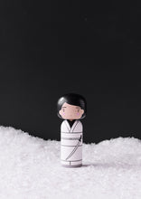 Cargar imagen en el visor de la galería, Kokeshi Doll - O-Ren Ishii / Kill Bill vol. I
