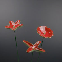 Cargar imagen en el visor de la galería, Ge03 - Wiesenblume bunt groß aus Porzellan
